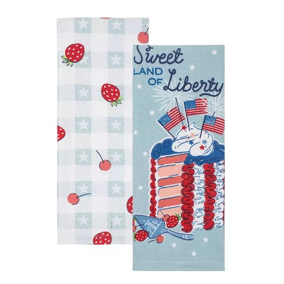 Set of 2 Sweet Land of Liberty Cake Kitchen Towels USA Flags Sparklers - Picture 2 of 4